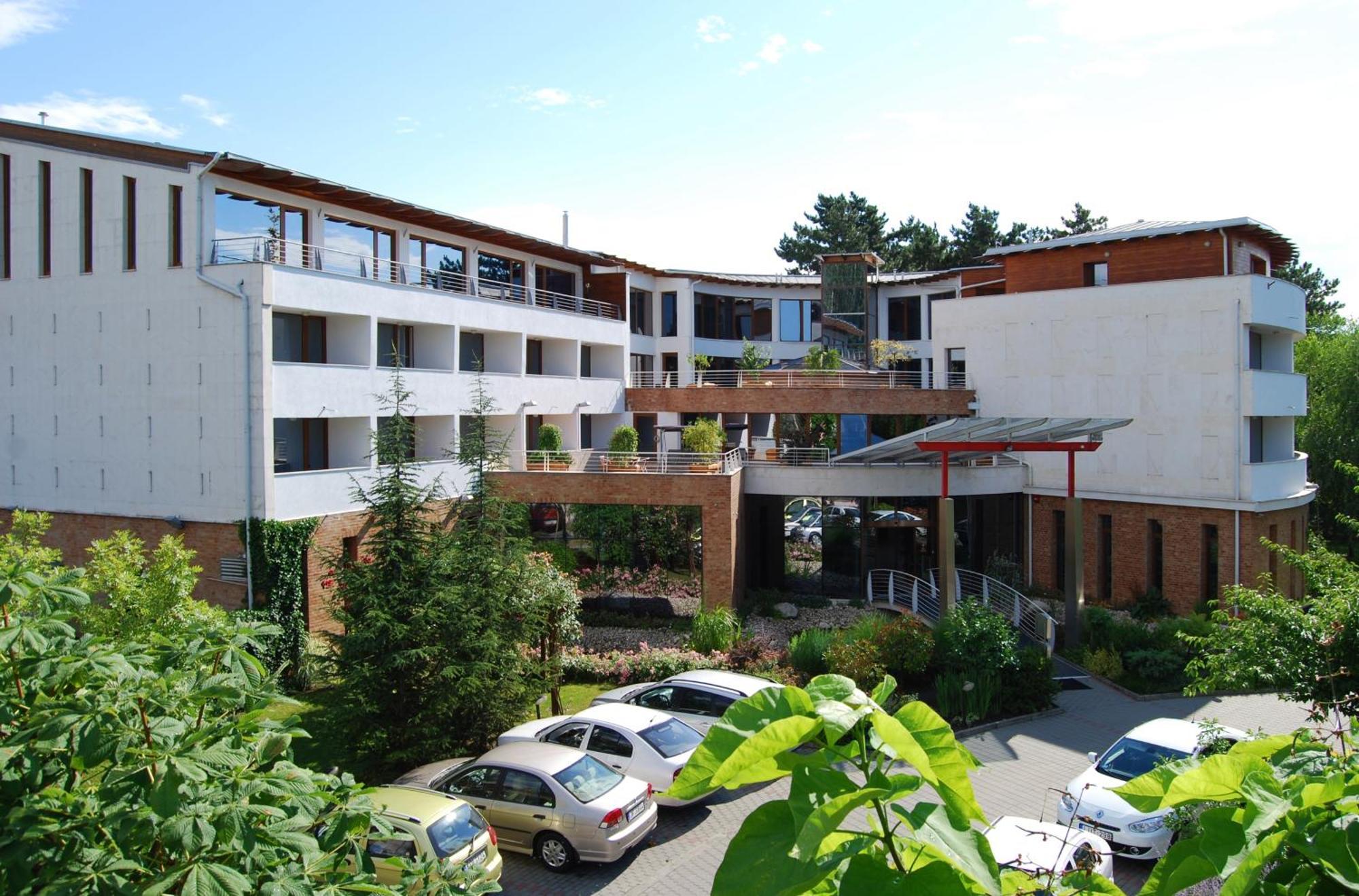 Residence Hotel Balaton Siófok Eksteriør bilde